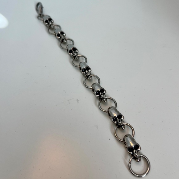 Polished Stainless Steel Skull Link Bracelet 9" Biker Gothic Punk Rock Jewelry - Picture 4 of 4